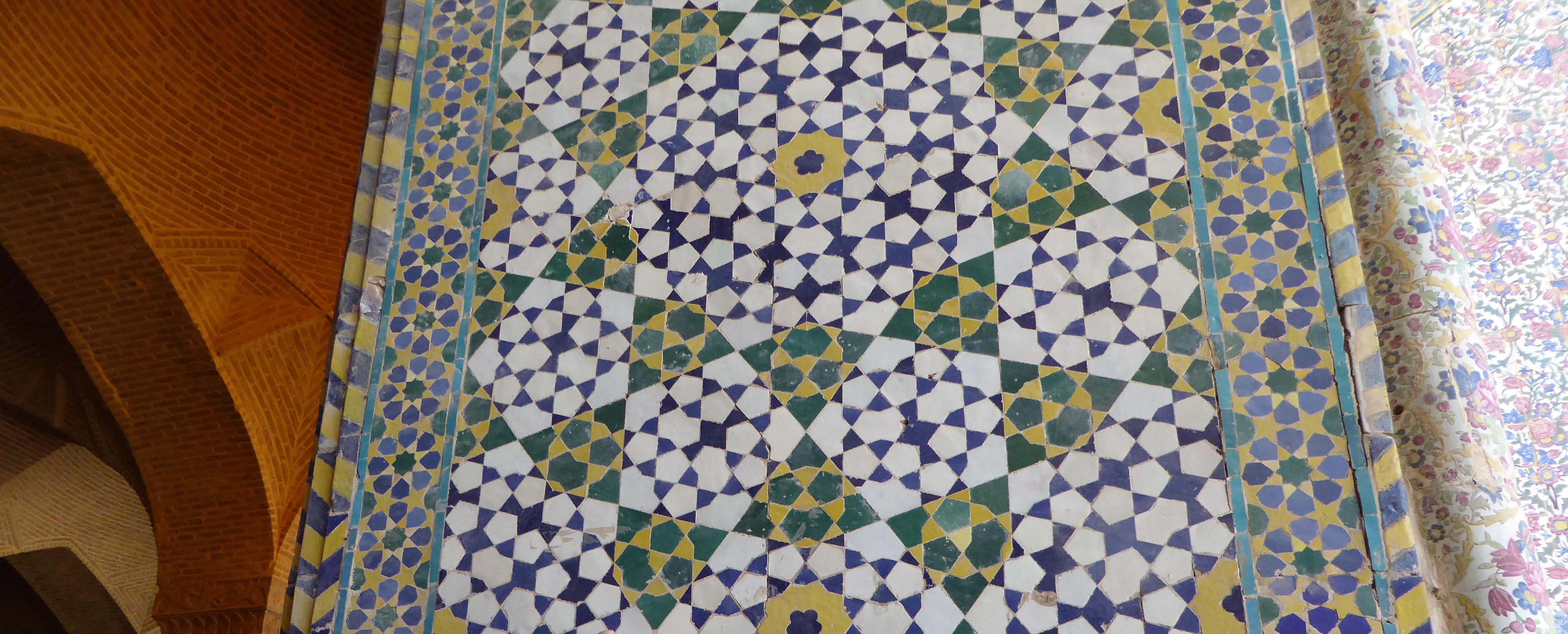 Dual Level Pattern from Shiraz – Adam Williamson ART